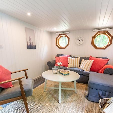 Extraordinary Huts Ltd Villa Rye Buitenkant foto